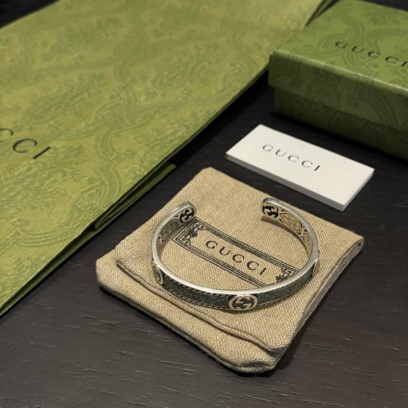 Gucci Bracelet 04yxs410